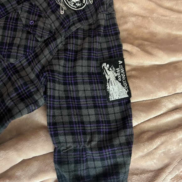 Disneyland resort, haunted mansion, flannel, hatbox, ghost - Picture 11 of 12